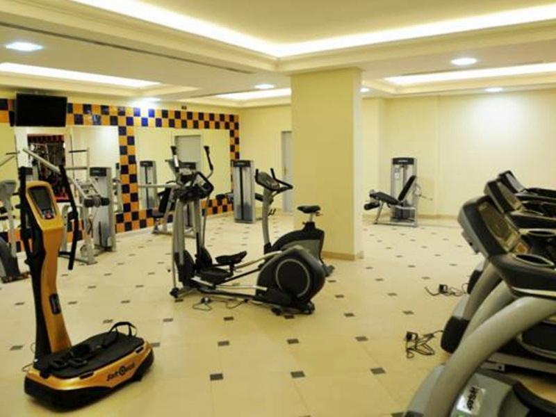 Safarat Hotel Ar Riyad Esterno foto